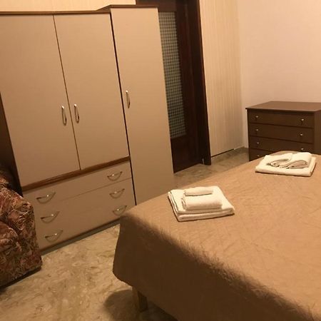 Comodo Mini Appartamento Cinisi Buitenkant foto